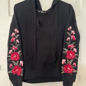 American Eagle Outfitters Black Hoodie with Red Floral Design